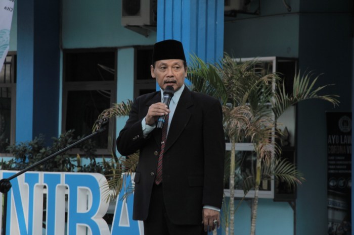 Uniba wisuda surakarta magister sarjana