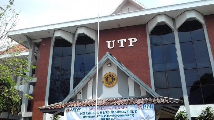 Akreditasi utp surakarta