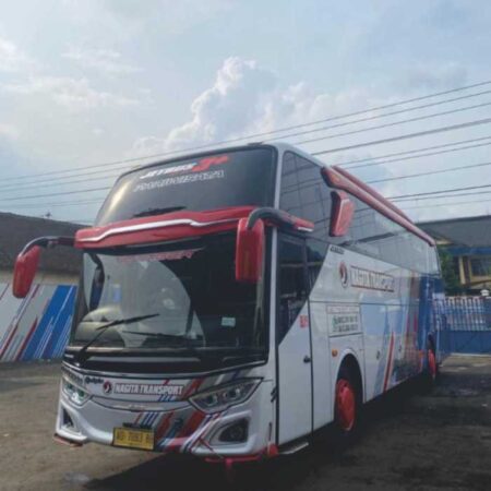 Bus wisata yes solo jawa tengah