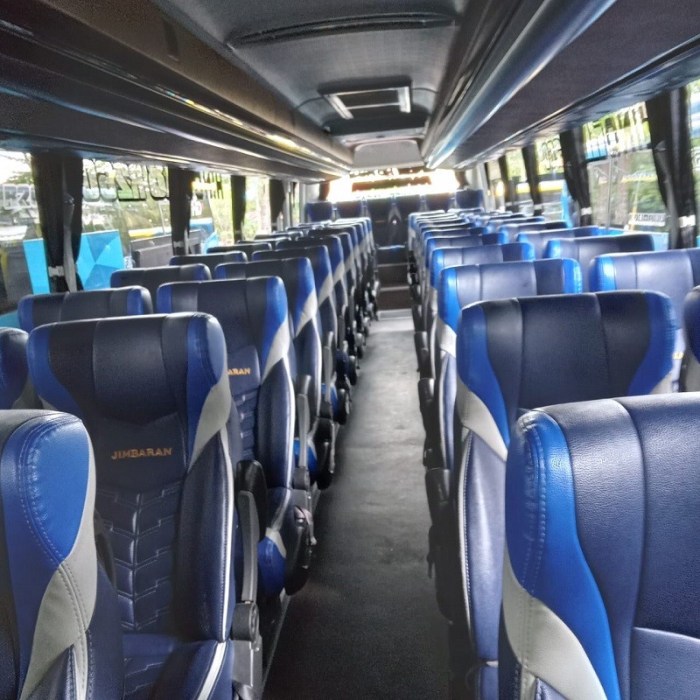 Bus wisata solo yang unik