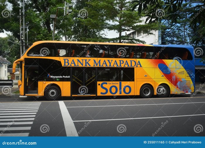 Bus wisata solo yang unik